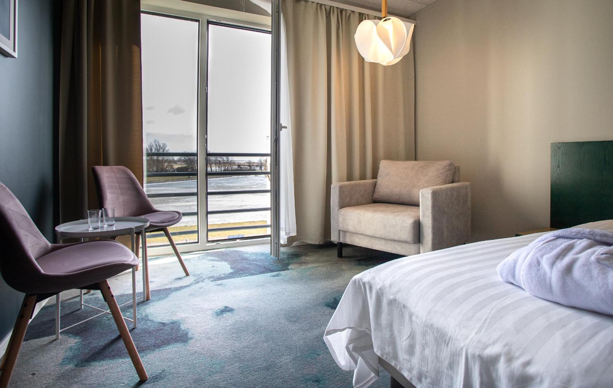 Meri Seaside Hotel & Spa Kuressaare Extérieur photo