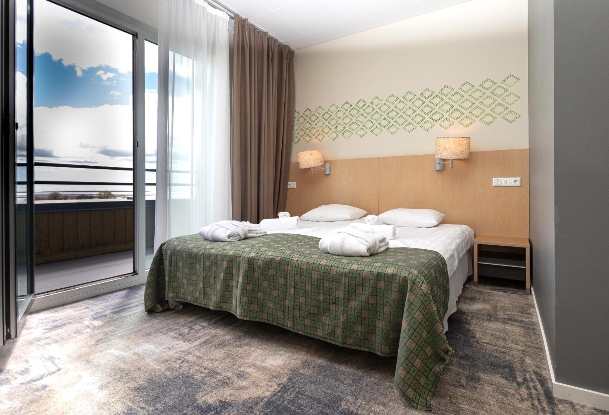 Meri Seaside Hotel & Spa Kuressaare Extérieur photo